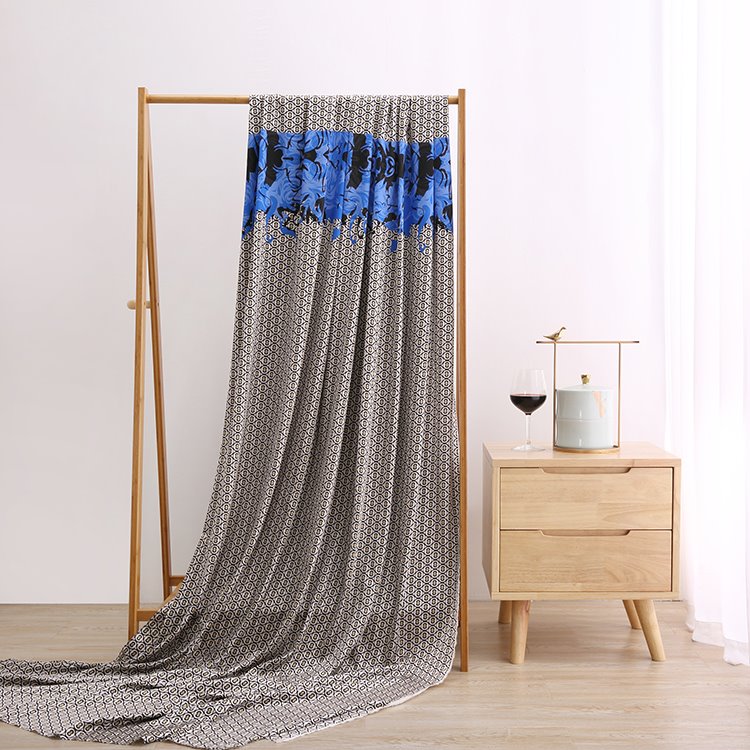 Manufacturer Silk Fabric Satin Stretch Fabric for Sleep Wear