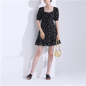 China Factory Wholesale Ladies Sexy Round Neck Short Sleeve T-Shirt Fashion Bag Hip Print Dress