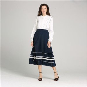 Women's Knitted Lurex Stripes Pattern Skirt