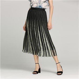 OEM Wholesale Chic Knitted Pleated Striped Long/ MIDI Skirt for Women and Ladies